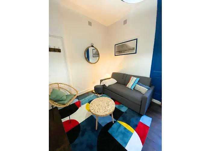 La Liberte - - La Conciergerie. Apartment